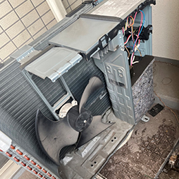 エアコン室外機分解